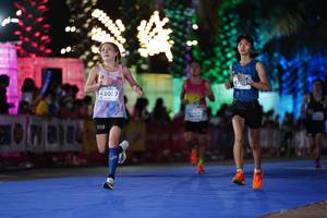 BIB: 4307
                            <button type="button" onclick="openModal(15367950)" class="btn btn-primary btn-sm float-right btn-popup" data-toggle="modal" data-target=".modal-high-quality">
                        <i class="fas fa-shopping-cart"></i> Add to Cart
                    </button>
                                            <button type="button" onclick="isThisMe(15367950, true)" class="btn btn-success btn-sm float-right btn-popup btn-isme hidden" data-toggle="tooltip" data-placement="bottom" title="นี่คือรูปของคุณใช่ไหม คลิกที่นี่เพื่อเอาเข้าอัลบั้ม">
                        <i class="fas fa-plus"></i> Add to album
                    </button>
                    <button type="button" onclick="isThisMe(15367950, false)" class="btn btn-warning btn-sm float-right btn-popup btn-isnotme hidden">
                        <i class="fas fa-ban"></i> Remove from album
                    </button>