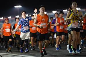 BIB: 72275, 28978, 23868, 207
                            <button type="button" onclick="openModal(13944138)" class="btn btn-primary btn-sm float-right btn-popup" data-toggle="modal" data-target=".modal-high-quality">
                        <i class="fas fa-shopping-cart"></i> Add to Cart
                    </button>
                                            <button type="button" onclick="isThisMe(13944138, true)" class="btn btn-success btn-sm float-right btn-popup btn-isme hidden" data-toggle="tooltip" data-placement="bottom" title="นี่คือรูปของคุณใช่ไหม คลิกที่นี่เพื่อเอาเข้าอัลบั้ม">
                        <i class="fas fa-plus"></i> Add to album
                    </button>
                    <button type="button" onclick="isThisMe(13944138, false)" class="btn btn-warning btn-sm float-right btn-popup btn-isnotme hidden">
                        <i class="fas fa-ban"></i> Remove from album
                    </button>