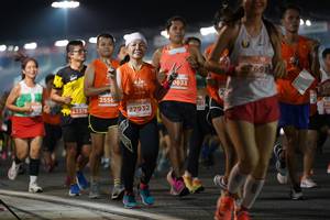 BIB: 691, 0633, 255, 22378, 27932
                            <button type="button" onclick="openModal(13902549)" class="btn btn-primary btn-sm float-right btn-popup" data-toggle="modal" data-target=".modal-high-quality">
                        <i class="fas fa-shopping-cart"></i> Add to Cart
                    </button>
                                            <button type="button" onclick="isThisMe(13902549, true)" class="btn btn-success btn-sm float-right btn-popup btn-isme hidden" data-toggle="tooltip" data-placement="bottom" title="นี่คือรูปของคุณใช่ไหม คลิกที่นี่เพื่อเอาเข้าอัลบั้ม">
                        <i class="fas fa-plus"></i> Add to album
                    </button>
                    <button type="button" onclick="isThisMe(13902549, false)" class="btn btn-warning btn-sm float-right btn-popup btn-isnotme hidden">
                        <i class="fas fa-ban"></i> Remove from album
                    </button>