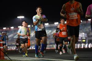 BIB: 25975, 29109
                            <button type="button" onclick="openModal(13851558)" class="btn btn-primary btn-sm float-right btn-popup" data-toggle="modal" data-target=".modal-high-quality">
                        <i class="fas fa-shopping-cart"></i> Add to Cart
                    </button>
                                            <button type="button" onclick="isThisMe(13851558, true)" class="btn btn-success btn-sm float-right btn-popup btn-isme hidden" data-toggle="tooltip" data-placement="bottom" title="นี่คือรูปของคุณใช่ไหม คลิกที่นี่เพื่อเอาเข้าอัลบั้ม">
                        <i class="fas fa-plus"></i> Add to album
                    </button>
                    <button type="button" onclick="isThisMe(13851558, false)" class="btn btn-warning btn-sm float-right btn-popup btn-isnotme hidden">
                        <i class="fas fa-ban"></i> Remove from album
                    </button>