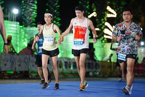 BIB: 3038, 41324, 41609
                            <button type="button" onclick="openModal(14266118)" class="btn btn-primary btn-sm float-right btn-popup" data-toggle="modal" data-target=".modal-high-quality">
                        <i class="fas fa-shopping-cart"></i> Add to Cart
                    </button>
                                            <button type="button" onclick="isThisMe(14266118, true)" class="btn btn-success btn-sm float-right btn-popup btn-isme hidden" data-toggle="tooltip" data-placement="bottom" title="นี่คือรูปของคุณใช่ไหม คลิกที่นี่เพื่อเอาเข้าอัลบั้ม">
                        <i class="fas fa-plus"></i> Add to album
                    </button>
                    <button type="button" onclick="isThisMe(14266118, false)" class="btn btn-warning btn-sm float-right btn-popup btn-isnotme hidden">
                        <i class="fas fa-ban"></i> Remove from album
                    </button>