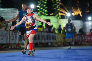 BIB: 1480
                            <button type="button" onclick="openModal(14221293)" class="btn btn-primary btn-sm float-right btn-popup" data-toggle="modal" data-target=".modal-high-quality">
                        <i class="fas fa-shopping-cart"></i> Add to Cart
                    </button>
                                            <button type="button" onclick="isThisMe(14221293, true)" class="btn btn-success btn-sm float-right btn-popup btn-isme hidden" data-toggle="tooltip" data-placement="bottom" title="นี่คือรูปของคุณใช่ไหม คลิกที่นี่เพื่อเอาเข้าอัลบั้ม">
                        <i class="fas fa-plus"></i> Add to album
                    </button>
                    <button type="button" onclick="isThisMe(14221293, false)" class="btn btn-warning btn-sm float-right btn-popup btn-isnotme hidden">
                        <i class="fas fa-ban"></i> Remove from album
                    </button>