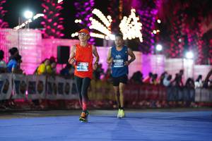 BIB: 40221
                            <button type="button" onclick="openModal(14077533)" class="btn btn-primary btn-sm float-right btn-popup" data-toggle="modal" data-target=".modal-high-quality">
                        <i class="fas fa-shopping-cart"></i> Add to Cart
                    </button>
                                            <button type="button" onclick="isThisMe(14077533, true)" class="btn btn-success btn-sm float-right btn-popup btn-isme hidden" data-toggle="tooltip" data-placement="bottom" title="นี่คือรูปของคุณใช่ไหม คลิกที่นี่เพื่อเอาเข้าอัลบั้ม">
                        <i class="fas fa-plus"></i> Add to album
                    </button>
                    <button type="button" onclick="isThisMe(14077533, false)" class="btn btn-warning btn-sm float-right btn-popup btn-isnotme hidden">
                        <i class="fas fa-ban"></i> Remove from album
                    </button>