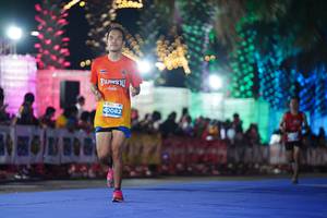 BIB: 082
                            <button type="button" onclick="openModal(15370131)" class="btn btn-primary btn-sm float-right btn-popup" data-toggle="modal" data-target=".modal-high-quality">
                        <i class="fas fa-shopping-cart"></i> Add to Cart
                    </button>
                                            <button type="button" onclick="isThisMe(15370131, true)" class="btn btn-success btn-sm float-right btn-popup btn-isme hidden" data-toggle="tooltip" data-placement="bottom" title="นี่คือรูปของคุณใช่ไหม คลิกที่นี่เพื่อเอาเข้าอัลบั้ม">
                        <i class="fas fa-plus"></i> Add to album
                    </button>
                    <button type="button" onclick="isThisMe(15370131, false)" class="btn btn-warning btn-sm float-right btn-popup btn-isnotme hidden">
                        <i class="fas fa-ban"></i> Remove from album
                    </button>