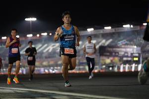 BIB: 2000, 27005
                            <button type="button" onclick="openModal(13849440)" class="btn btn-primary btn-sm float-right btn-popup" data-toggle="modal" data-target=".modal-high-quality">
                        <i class="fas fa-shopping-cart"></i> Add to Cart
                    </button>
                                            <button type="button" onclick="isThisMe(13849440, true)" class="btn btn-success btn-sm float-right btn-popup btn-isme hidden" data-toggle="tooltip" data-placement="bottom" title="นี่คือรูปของคุณใช่ไหม คลิกที่นี่เพื่อเอาเข้าอัลบั้ม">
                        <i class="fas fa-plus"></i> Add to album
                    </button>
                    <button type="button" onclick="isThisMe(13849440, false)" class="btn btn-warning btn-sm float-right btn-popup btn-isnotme hidden">
                        <i class="fas fa-ban"></i> Remove from album
                    </button>