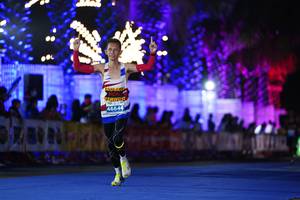 BIB: 46644
                            <button type="button" onclick="openModal(15369320)" class="btn btn-primary btn-sm float-right btn-popup" data-toggle="modal" data-target=".modal-high-quality">
                        <i class="fas fa-shopping-cart"></i> Add to Cart
                    </button>
                                            <button type="button" onclick="isThisMe(15369320, true)" class="btn btn-success btn-sm float-right btn-popup btn-isme hidden" data-toggle="tooltip" data-placement="bottom" title="นี่คือรูปของคุณใช่ไหม คลิกที่นี่เพื่อเอาเข้าอัลบั้ม">
                        <i class="fas fa-plus"></i> Add to album
                    </button>
                    <button type="button" onclick="isThisMe(15369320, false)" class="btn btn-warning btn-sm float-right btn-popup btn-isnotme hidden">
                        <i class="fas fa-ban"></i> Remove from album
                    </button>