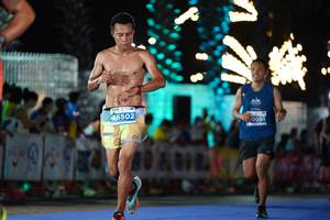 BIB: 46502, 0051
                            <button type="button" onclick="openModal(14235331)" class="btn btn-primary btn-sm float-right btn-popup" data-toggle="modal" data-target=".modal-high-quality">
                        <i class="fas fa-shopping-cart"></i> Add to Cart
                    </button>
                                            <button type="button" onclick="isThisMe(14235331, true)" class="btn btn-success btn-sm float-right btn-popup btn-isme hidden" data-toggle="tooltip" data-placement="bottom" title="นี่คือรูปของคุณใช่ไหม คลิกที่นี่เพื่อเอาเข้าอัลบั้ม">
                        <i class="fas fa-plus"></i> Add to album
                    </button>
                    <button type="button" onclick="isThisMe(14235331, false)" class="btn btn-warning btn-sm float-right btn-popup btn-isnotme hidden">
                        <i class="fas fa-ban"></i> Remove from album
                    </button>