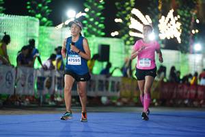 BIB: 47595, 015
                            <button type="button" onclick="openModal(14214437)" class="btn btn-primary btn-sm float-right btn-popup" data-toggle="modal" data-target=".modal-high-quality">
                        <i class="fas fa-shopping-cart"></i> Add to Cart
                    </button>
                                            <button type="button" onclick="isThisMe(14214437, true)" class="btn btn-success btn-sm float-right btn-popup btn-isme hidden" data-toggle="tooltip" data-placement="bottom" title="นี่คือรูปของคุณใช่ไหม คลิกที่นี่เพื่อเอาเข้าอัลบั้ม">
                        <i class="fas fa-plus"></i> Add to album
                    </button>
                    <button type="button" onclick="isThisMe(14214437, false)" class="btn btn-warning btn-sm float-right btn-popup btn-isnotme hidden">
                        <i class="fas fa-ban"></i> Remove from album
                    </button>