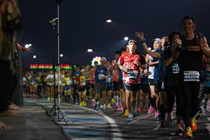 BIB: 422, 40014, 46209
                            <button type="button" onclick="openModal(13873240)" class="btn btn-primary btn-sm float-right btn-popup" data-toggle="modal" data-target=".modal-high-quality">
                        <i class="fas fa-shopping-cart"></i> Add to Cart
                    </button>
                                            <button type="button" onclick="isThisMe(13873240, true)" class="btn btn-success btn-sm float-right btn-popup btn-isme hidden" data-toggle="tooltip" data-placement="bottom" title="นี่คือรูปของคุณใช่ไหม คลิกที่นี่เพื่อเอาเข้าอัลบั้ม">
                        <i class="fas fa-plus"></i> Add to album
                    </button>
                    <button type="button" onclick="isThisMe(13873240, false)" class="btn btn-warning btn-sm float-right btn-popup btn-isnotme hidden">
                        <i class="fas fa-ban"></i> Remove from album
                    </button>