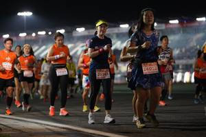 BIB: 28129, 29361, 24032
                            <button type="button" onclick="openModal(13876745)" class="btn btn-primary btn-sm float-right btn-popup" data-toggle="modal" data-target=".modal-high-quality">
                        <i class="fas fa-shopping-cart"></i> Add to Cart
                    </button>
                                            <button type="button" onclick="isThisMe(13876745, true)" class="btn btn-success btn-sm float-right btn-popup btn-isme hidden" data-toggle="tooltip" data-placement="bottom" title="นี่คือรูปของคุณใช่ไหม คลิกที่นี่เพื่อเอาเข้าอัลบั้ม">
                        <i class="fas fa-plus"></i> Add to album
                    </button>
                    <button type="button" onclick="isThisMe(13876745, false)" class="btn btn-warning btn-sm float-right btn-popup btn-isnotme hidden">
                        <i class="fas fa-ban"></i> Remove from album
                    </button>