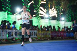 BIB: 4608
                            <button type="button" onclick="openModal(14072892)" class="btn btn-primary btn-sm float-right btn-popup" data-toggle="modal" data-target=".modal-high-quality">
                        <i class="fas fa-shopping-cart"></i> Add to Cart
                    </button>
                                            <button type="button" onclick="isThisMe(14072892, true)" class="btn btn-success btn-sm float-right btn-popup btn-isme hidden" data-toggle="tooltip" data-placement="bottom" title="นี่คือรูปของคุณใช่ไหม คลิกที่นี่เพื่อเอาเข้าอัลบั้ม">
                        <i class="fas fa-plus"></i> Add to album
                    </button>
                    <button type="button" onclick="isThisMe(14072892, false)" class="btn btn-warning btn-sm float-right btn-popup btn-isnotme hidden">
                        <i class="fas fa-ban"></i> Remove from album
                    </button>