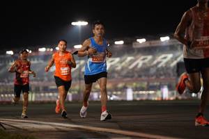 BIB: 1749, 27615, 264
                            <button type="button" onclick="openModal(13963481)" class="btn btn-primary btn-sm float-right btn-popup" data-toggle="modal" data-target=".modal-high-quality">
                        <i class="fas fa-shopping-cart"></i> Add to Cart
                    </button>
                                            <button type="button" onclick="isThisMe(13963481, true)" class="btn btn-success btn-sm float-right btn-popup btn-isme hidden" data-toggle="tooltip" data-placement="bottom" title="นี่คือรูปของคุณใช่ไหม คลิกที่นี่เพื่อเอาเข้าอัลบั้ม">
                        <i class="fas fa-plus"></i> Add to album
                    </button>
                    <button type="button" onclick="isThisMe(13963481, false)" class="btn btn-warning btn-sm float-right btn-popup btn-isnotme hidden">
                        <i class="fas fa-ban"></i> Remove from album
                    </button>