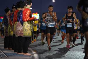 BIB: 45044, 42212
                            <button type="button" onclick="openModal(13846509)" class="btn btn-primary btn-sm float-right btn-popup" data-toggle="modal" data-target=".modal-high-quality">
                        <i class="fas fa-shopping-cart"></i> Add to Cart
                    </button>
                                            <button type="button" onclick="isThisMe(13846509, true)" class="btn btn-success btn-sm float-right btn-popup btn-isme hidden" data-toggle="tooltip" data-placement="bottom" title="นี่คือรูปของคุณใช่ไหม คลิกที่นี่เพื่อเอาเข้าอัลบั้ม">
                        <i class="fas fa-plus"></i> Add to album
                    </button>
                    <button type="button" onclick="isThisMe(13846509, false)" class="btn btn-warning btn-sm float-right btn-popup btn-isnotme hidden">
                        <i class="fas fa-ban"></i> Remove from album
                    </button>