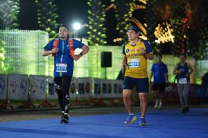 BIB: 40175, 46972
                            <button type="button" onclick="openModal(14174064)" class="btn btn-primary btn-sm float-right btn-popup" data-toggle="modal" data-target=".modal-high-quality">
                        <i class="fas fa-shopping-cart"></i> Add to Cart
                    </button>
                                            <button type="button" onclick="isThisMe(14174064, true)" class="btn btn-success btn-sm float-right btn-popup btn-isme hidden" data-toggle="tooltip" data-placement="bottom" title="นี่คือรูปของคุณใช่ไหม คลิกที่นี่เพื่อเอาเข้าอัลบั้ม">
                        <i class="fas fa-plus"></i> Add to album
                    </button>
                    <button type="button" onclick="isThisMe(14174064, false)" class="btn btn-warning btn-sm float-right btn-popup btn-isnotme hidden">
                        <i class="fas fa-ban"></i> Remove from album
                    </button>