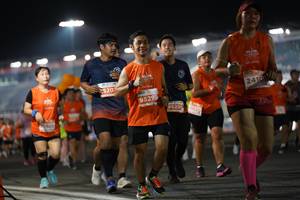 BIB: 520, 2410, 95295, 85201
                            <button type="button" onclick="openModal(13951227)" class="btn btn-primary btn-sm float-right btn-popup" data-toggle="modal" data-target=".modal-high-quality">
                        <i class="fas fa-shopping-cart"></i> Add to Cart
                    </button>
                                            <button type="button" onclick="isThisMe(13951227, true)" class="btn btn-success btn-sm float-right btn-popup btn-isme hidden" data-toggle="tooltip" data-placement="bottom" title="นี่คือรูปของคุณใช่ไหม คลิกที่นี่เพื่อเอาเข้าอัลบั้ม">
                        <i class="fas fa-plus"></i> Add to album
                    </button>
                    <button type="button" onclick="isThisMe(13951227, false)" class="btn btn-warning btn-sm float-right btn-popup btn-isnotme hidden">
                        <i class="fas fa-ban"></i> Remove from album
                    </button>