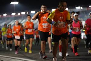 BIB: 21368, 26502, 0416
                            <button type="button" onclick="openModal(13905073)" class="btn btn-primary btn-sm float-right btn-popup" data-toggle="modal" data-target=".modal-high-quality">
                        <i class="fas fa-shopping-cart"></i> Add to Cart
                    </button>
                                            <button type="button" onclick="isThisMe(13905073, true)" class="btn btn-success btn-sm float-right btn-popup btn-isme hidden" data-toggle="tooltip" data-placement="bottom" title="นี่คือรูปของคุณใช่ไหม คลิกที่นี่เพื่อเอาเข้าอัลบั้ม">
                        <i class="fas fa-plus"></i> Add to album
                    </button>
                    <button type="button" onclick="isThisMe(13905073, false)" class="btn btn-warning btn-sm float-right btn-popup btn-isnotme hidden">
                        <i class="fas fa-ban"></i> Remove from album
                    </button>