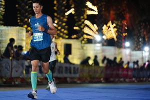 BIB: 423
                            <button type="button" onclick="openModal(14207978)" class="btn btn-primary btn-sm float-right btn-popup" data-toggle="modal" data-target=".modal-high-quality">
                        <i class="fas fa-shopping-cart"></i> Add to Cart
                    </button>
                                            <button type="button" onclick="isThisMe(14207978, true)" class="btn btn-success btn-sm float-right btn-popup btn-isme hidden" data-toggle="tooltip" data-placement="bottom" title="นี่คือรูปของคุณใช่ไหม คลิกที่นี่เพื่อเอาเข้าอัลบั้ม">
                        <i class="fas fa-plus"></i> Add to album
                    </button>
                    <button type="button" onclick="isThisMe(14207978, false)" class="btn btn-warning btn-sm float-right btn-popup btn-isnotme hidden">
                        <i class="fas fa-ban"></i> Remove from album
                    </button>