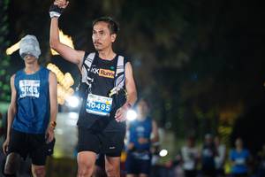 BIB: 165, 40495
                            <button type="button" onclick="openModal(14223963)" class="btn btn-primary btn-sm float-right btn-popup" data-toggle="modal" data-target=".modal-high-quality">
                        <i class="fas fa-shopping-cart"></i> Add to Cart
                    </button>
                                            <button type="button" onclick="isThisMe(14223963, true)" class="btn btn-success btn-sm float-right btn-popup btn-isme hidden" data-toggle="tooltip" data-placement="bottom" title="นี่คือรูปของคุณใช่ไหม คลิกที่นี่เพื่อเอาเข้าอัลบั้ม">
                        <i class="fas fa-plus"></i> Add to album
                    </button>
                    <button type="button" onclick="isThisMe(14223963, false)" class="btn btn-warning btn-sm float-right btn-popup btn-isnotme hidden">
                        <i class="fas fa-ban"></i> Remove from album
                    </button>