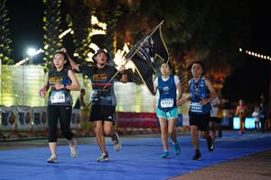 BIB: 424, 47723, 45661
                            <button type="button" onclick="openModal(14166952)" class="btn btn-primary btn-sm float-right btn-popup" data-toggle="modal" data-target=".modal-high-quality">
                        <i class="fas fa-shopping-cart"></i> Add to Cart
                    </button>
                                            <button type="button" onclick="isThisMe(14166952, true)" class="btn btn-success btn-sm float-right btn-popup btn-isme hidden" data-toggle="tooltip" data-placement="bottom" title="นี่คือรูปของคุณใช่ไหม คลิกที่นี่เพื่อเอาเข้าอัลบั้ม">
                        <i class="fas fa-plus"></i> Add to album
                    </button>
                    <button type="button" onclick="isThisMe(14166952, false)" class="btn btn-warning btn-sm float-right btn-popup btn-isnotme hidden">
                        <i class="fas fa-ban"></i> Remove from album
                    </button>