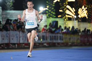 BIB: 40928
                            <button type="button" onclick="openModal(14041881)" class="btn btn-primary btn-sm float-right btn-popup" data-toggle="modal" data-target=".modal-high-quality">
                        <i class="fas fa-shopping-cart"></i> Add to Cart
                    </button>
                                            <button type="button" onclick="isThisMe(14041881, true)" class="btn btn-success btn-sm float-right btn-popup btn-isme hidden" data-toggle="tooltip" data-placement="bottom" title="นี่คือรูปของคุณใช่ไหม คลิกที่นี่เพื่อเอาเข้าอัลบั้ม">
                        <i class="fas fa-plus"></i> Add to album
                    </button>
                    <button type="button" onclick="isThisMe(14041881, false)" class="btn btn-warning btn-sm float-right btn-popup btn-isnotme hidden">
                        <i class="fas fa-ban"></i> Remove from album
                    </button>