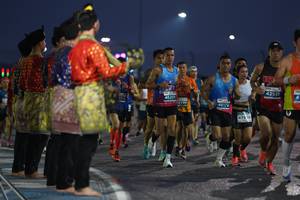 BIB: 42531, 46201, 00799, 46179, 479
                            <button type="button" onclick="openModal(13844451)" class="btn btn-primary btn-sm float-right btn-popup" data-toggle="modal" data-target=".modal-high-quality">
                        <i class="fas fa-shopping-cart"></i> Add to Cart
                    </button>
                                            <button type="button" onclick="isThisMe(13844451, true)" class="btn btn-success btn-sm float-right btn-popup btn-isme hidden" data-toggle="tooltip" data-placement="bottom" title="นี่คือรูปของคุณใช่ไหม คลิกที่นี่เพื่อเอาเข้าอัลบั้ม">
                        <i class="fas fa-plus"></i> Add to album
                    </button>
                    <button type="button" onclick="isThisMe(13844451, false)" class="btn btn-warning btn-sm float-right btn-popup btn-isnotme hidden">
                        <i class="fas fa-ban"></i> Remove from album
                    </button>