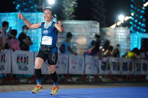 BIB: 477
                            <button type="button" onclick="openModal(14250011)" class="btn btn-primary btn-sm float-right btn-popup" data-toggle="modal" data-target=".modal-high-quality">
                        <i class="fas fa-shopping-cart"></i> Add to Cart
                    </button>
                                            <button type="button" onclick="isThisMe(14250011, true)" class="btn btn-success btn-sm float-right btn-popup btn-isme hidden" data-toggle="tooltip" data-placement="bottom" title="นี่คือรูปของคุณใช่ไหม คลิกที่นี่เพื่อเอาเข้าอัลบั้ม">
                        <i class="fas fa-plus"></i> Add to album
                    </button>
                    <button type="button" onclick="isThisMe(14250011, false)" class="btn btn-warning btn-sm float-right btn-popup btn-isnotme hidden">
                        <i class="fas fa-ban"></i> Remove from album
                    </button>