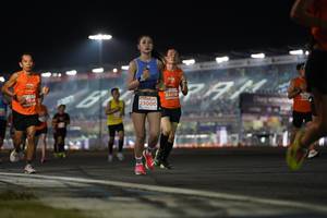 BIB: 22018, 23000
                            <button type="button" onclick="openModal(14019705)" class="btn btn-primary btn-sm float-right btn-popup" data-toggle="modal" data-target=".modal-high-quality">
                        <i class="fas fa-shopping-cart"></i> Add to Cart
                    </button>
                                            <button type="button" onclick="isThisMe(14019705, true)" class="btn btn-success btn-sm float-right btn-popup btn-isme hidden" data-toggle="tooltip" data-placement="bottom" title="นี่คือรูปของคุณใช่ไหม คลิกที่นี่เพื่อเอาเข้าอัลบั้ม">
                        <i class="fas fa-plus"></i> Add to album
                    </button>
                    <button type="button" onclick="isThisMe(14019705, false)" class="btn btn-warning btn-sm float-right btn-popup btn-isnotme hidden">
                        <i class="fas fa-ban"></i> Remove from album
                    </button>