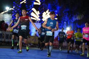 BIB: 41582, 070, 46268
                            <button type="button" onclick="openModal(14145488)" class="btn btn-primary btn-sm float-right btn-popup" data-toggle="modal" data-target=".modal-high-quality">
                        <i class="fas fa-shopping-cart"></i> Add to Cart
                    </button>
                                            <button type="button" onclick="isThisMe(14145488, true)" class="btn btn-success btn-sm float-right btn-popup btn-isme hidden" data-toggle="tooltip" data-placement="bottom" title="นี่คือรูปของคุณใช่ไหม คลิกที่นี่เพื่อเอาเข้าอัลบั้ม">
                        <i class="fas fa-plus"></i> Add to album
                    </button>
                    <button type="button" onclick="isThisMe(14145488, false)" class="btn btn-warning btn-sm float-right btn-popup btn-isnotme hidden">
                        <i class="fas fa-ban"></i> Remove from album
                    </button>