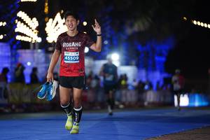 BIB: 45509
                            <button type="button" onclick="openModal(14219675)" class="btn btn-primary btn-sm float-right btn-popup" data-toggle="modal" data-target=".modal-high-quality">
                        <i class="fas fa-shopping-cart"></i> Add to Cart
                    </button>
                                            <button type="button" onclick="isThisMe(14219675, true)" class="btn btn-success btn-sm float-right btn-popup btn-isme hidden" data-toggle="tooltip" data-placement="bottom" title="นี่คือรูปของคุณใช่ไหม คลิกที่นี่เพื่อเอาเข้าอัลบั้ม">
                        <i class="fas fa-plus"></i> Add to album
                    </button>
                    <button type="button" onclick="isThisMe(14219675, false)" class="btn btn-warning btn-sm float-right btn-popup btn-isnotme hidden">
                        <i class="fas fa-ban"></i> Remove from album
                    </button>