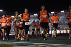 BIB: 21031, 270, 29823, 29870, 2332, 21103
                            <button type="button" onclick="openModal(13875428)" class="btn btn-primary btn-sm float-right btn-popup" data-toggle="modal" data-target=".modal-high-quality">
                        <i class="fas fa-shopping-cart"></i> Add to Cart
                    </button>
                                            <button type="button" onclick="isThisMe(13875428, true)" class="btn btn-success btn-sm float-right btn-popup btn-isme hidden" data-toggle="tooltip" data-placement="bottom" title="นี่คือรูปของคุณใช่ไหม คลิกที่นี่เพื่อเอาเข้าอัลบั้ม">
                        <i class="fas fa-plus"></i> Add to album
                    </button>
                    <button type="button" onclick="isThisMe(13875428, false)" class="btn btn-warning btn-sm float-right btn-popup btn-isnotme hidden">
                        <i class="fas fa-ban"></i> Remove from album
                    </button>