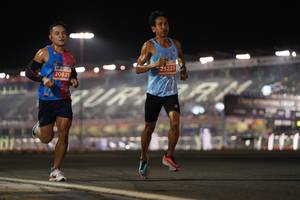 BIB: 25223, 20821
                            <button type="button" onclick="openModal(13950985)" class="btn btn-primary btn-sm float-right btn-popup" data-toggle="modal" data-target=".modal-high-quality">
                        <i class="fas fa-shopping-cart"></i> Add to Cart
                    </button>
                                            <button type="button" onclick="isThisMe(13950985, true)" class="btn btn-success btn-sm float-right btn-popup btn-isme hidden" data-toggle="tooltip" data-placement="bottom" title="นี่คือรูปของคุณใช่ไหม คลิกที่นี่เพื่อเอาเข้าอัลบั้ม">
                        <i class="fas fa-plus"></i> Add to album
                    </button>
                    <button type="button" onclick="isThisMe(13950985, false)" class="btn btn-warning btn-sm float-right btn-popup btn-isnotme hidden">
                        <i class="fas fa-ban"></i> Remove from album
                    </button>