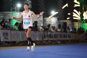 BIB: 46118
                            <button type="button" onclick="openModal(14054203)" class="btn btn-primary btn-sm float-right btn-popup" data-toggle="modal" data-target=".modal-high-quality">
                        <i class="fas fa-shopping-cart"></i> Add to Cart
                    </button>
                                            <button type="button" onclick="isThisMe(14054203, true)" class="btn btn-success btn-sm float-right btn-popup btn-isme hidden" data-toggle="tooltip" data-placement="bottom" title="นี่คือรูปของคุณใช่ไหม คลิกที่นี่เพื่อเอาเข้าอัลบั้ม">
                        <i class="fas fa-plus"></i> Add to album
                    </button>
                    <button type="button" onclick="isThisMe(14054203, false)" class="btn btn-warning btn-sm float-right btn-popup btn-isnotme hidden">
                        <i class="fas fa-ban"></i> Remove from album
                    </button>