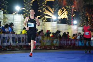 BIB: 40365
                            <button type="button" onclick="openModal(14074298)" class="btn btn-primary btn-sm float-right btn-popup" data-toggle="modal" data-target=".modal-high-quality">
                        <i class="fas fa-shopping-cart"></i> Add to Cart
                    </button>
                                            <button type="button" onclick="isThisMe(14074298, true)" class="btn btn-success btn-sm float-right btn-popup btn-isme hidden" data-toggle="tooltip" data-placement="bottom" title="นี่คือรูปของคุณใช่ไหม คลิกที่นี่เพื่อเอาเข้าอัลบั้ม">
                        <i class="fas fa-plus"></i> Add to album
                    </button>
                    <button type="button" onclick="isThisMe(14074298, false)" class="btn btn-warning btn-sm float-right btn-popup btn-isnotme hidden">
                        <i class="fas fa-ban"></i> Remove from album
                    </button>