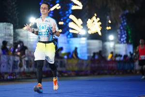 BIB: 41190
                            <button type="button" onclick="openModal(14241733)" class="btn btn-primary btn-sm float-right btn-popup" data-toggle="modal" data-target=".modal-high-quality">
                        <i class="fas fa-shopping-cart"></i> Add to Cart
                    </button>
                                            <button type="button" onclick="isThisMe(14241733, true)" class="btn btn-success btn-sm float-right btn-popup btn-isme hidden" data-toggle="tooltip" data-placement="bottom" title="นี่คือรูปของคุณใช่ไหม คลิกที่นี่เพื่อเอาเข้าอัลบั้ม">
                        <i class="fas fa-plus"></i> Add to album
                    </button>
                    <button type="button" onclick="isThisMe(14241733, false)" class="btn btn-warning btn-sm float-right btn-popup btn-isnotme hidden">
                        <i class="fas fa-ban"></i> Remove from album
                    </button>