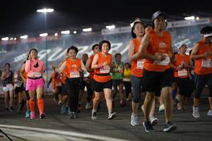 BIB: 23710, 29490, 29652, 29144, 20094
                            <button type="button" onclick="openModal(13983091)" class="btn btn-primary btn-sm float-right btn-popup" data-toggle="modal" data-target=".modal-high-quality">
                        <i class="fas fa-shopping-cart"></i> Add to Cart
                    </button>
                                            <button type="button" onclick="isThisMe(13983091, true)" class="btn btn-success btn-sm float-right btn-popup btn-isme hidden" data-toggle="tooltip" data-placement="bottom" title="นี่คือรูปของคุณใช่ไหม คลิกที่นี่เพื่อเอาเข้าอัลบั้ม">
                        <i class="fas fa-plus"></i> Add to album
                    </button>
                    <button type="button" onclick="isThisMe(13983091, false)" class="btn btn-warning btn-sm float-right btn-popup btn-isnotme hidden">
                        <i class="fas fa-ban"></i> Remove from album
                    </button>