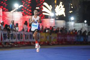 BIB: 15560
                            <button type="button" onclick="openModal(14049940)" class="btn btn-primary btn-sm float-right btn-popup" data-toggle="modal" data-target=".modal-high-quality">
                        <i class="fas fa-shopping-cart"></i> Add to Cart
                    </button>
                                            <button type="button" onclick="isThisMe(14049940, true)" class="btn btn-success btn-sm float-right btn-popup btn-isme hidden" data-toggle="tooltip" data-placement="bottom" title="นี่คือรูปของคุณใช่ไหม คลิกที่นี่เพื่อเอาเข้าอัลบั้ม">
                        <i class="fas fa-plus"></i> Add to album
                    </button>
                    <button type="button" onclick="isThisMe(14049940, false)" class="btn btn-warning btn-sm float-right btn-popup btn-isnotme hidden">
                        <i class="fas fa-ban"></i> Remove from album
                    </button>