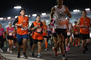 BIB: 21273, 207, 28375, 006
                            <button type="button" onclick="openModal(14040188)" class="btn btn-primary btn-sm float-right btn-popup" data-toggle="modal" data-target=".modal-high-quality">
                        <i class="fas fa-shopping-cart"></i> Add to Cart
                    </button>
                                            <button type="button" onclick="isThisMe(14040188, true)" class="btn btn-success btn-sm float-right btn-popup btn-isme hidden" data-toggle="tooltip" data-placement="bottom" title="นี่คือรูปของคุณใช่ไหม คลิกที่นี่เพื่อเอาเข้าอัลบั้ม">
                        <i class="fas fa-plus"></i> Add to album
                    </button>
                    <button type="button" onclick="isThisMe(14040188, false)" class="btn btn-warning btn-sm float-right btn-popup btn-isnotme hidden">
                        <i class="fas fa-ban"></i> Remove from album
                    </button>