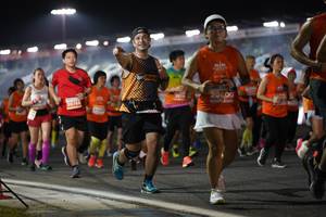 BIB: 20600, 307
                            <button type="button" onclick="openModal(14033832)" class="btn btn-primary btn-sm float-right btn-popup" data-toggle="modal" data-target=".modal-high-quality">
                        <i class="fas fa-shopping-cart"></i> Add to Cart
                    </button>
                                            <button type="button" onclick="isThisMe(14033832, true)" class="btn btn-success btn-sm float-right btn-popup btn-isme hidden" data-toggle="tooltip" data-placement="bottom" title="นี่คือรูปของคุณใช่ไหม คลิกที่นี่เพื่อเอาเข้าอัลบั้ม">
                        <i class="fas fa-plus"></i> Add to album
                    </button>
                    <button type="button" onclick="isThisMe(14033832, false)" class="btn btn-warning btn-sm float-right btn-popup btn-isnotme hidden">
                        <i class="fas fa-ban"></i> Remove from album
                    </button>