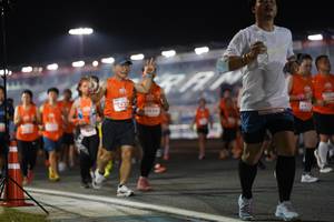 BIB: 242, 2834
                            <button type="button" onclick="openModal(13864383)" class="btn btn-primary btn-sm float-right btn-popup" data-toggle="modal" data-target=".modal-high-quality">
                        <i class="fas fa-shopping-cart"></i> Add to Cart
                    </button>
                                            <button type="button" onclick="isThisMe(13864383, true)" class="btn btn-success btn-sm float-right btn-popup btn-isme hidden" data-toggle="tooltip" data-placement="bottom" title="นี่คือรูปของคุณใช่ไหม คลิกที่นี่เพื่อเอาเข้าอัลบั้ม">
                        <i class="fas fa-plus"></i> Add to album
                    </button>
                    <button type="button" onclick="isThisMe(13864383, false)" class="btn btn-warning btn-sm float-right btn-popup btn-isnotme hidden">
                        <i class="fas fa-ban"></i> Remove from album
                    </button>