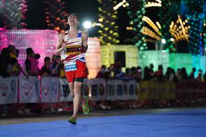 BIB: 41619
                            <button type="button" onclick="openModal(15368796)" class="btn btn-primary btn-sm float-right btn-popup" data-toggle="modal" data-target=".modal-high-quality">
                        <i class="fas fa-shopping-cart"></i> Add to Cart
                    </button>
                                            <button type="button" onclick="isThisMe(15368796, true)" class="btn btn-success btn-sm float-right btn-popup btn-isme hidden" data-toggle="tooltip" data-placement="bottom" title="นี่คือรูปของคุณใช่ไหม คลิกที่นี่เพื่อเอาเข้าอัลบั้ม">
                        <i class="fas fa-plus"></i> Add to album
                    </button>
                    <button type="button" onclick="isThisMe(15368796, false)" class="btn btn-warning btn-sm float-right btn-popup btn-isnotme hidden">
                        <i class="fas fa-ban"></i> Remove from album
                    </button>