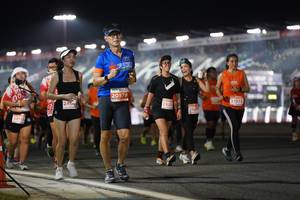 BIB: 20579, 27073, 292, 246, 201
                            <button type="button" onclick="openModal(13890852)" class="btn btn-primary btn-sm float-right btn-popup" data-toggle="modal" data-target=".modal-high-quality">
                        <i class="fas fa-shopping-cart"></i> Add to Cart
                    </button>
                                            <button type="button" onclick="isThisMe(13890852, true)" class="btn btn-success btn-sm float-right btn-popup btn-isme hidden" data-toggle="tooltip" data-placement="bottom" title="นี่คือรูปของคุณใช่ไหม คลิกที่นี่เพื่อเอาเข้าอัลบั้ม">
                        <i class="fas fa-plus"></i> Add to album
                    </button>
                    <button type="button" onclick="isThisMe(13890852, false)" class="btn btn-warning btn-sm float-right btn-popup btn-isnotme hidden">
                        <i class="fas fa-ban"></i> Remove from album
                    </button>