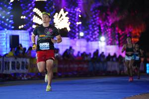 BIB: 40080
                            <button type="button" onclick="openModal(15370532)" class="btn btn-primary btn-sm float-right btn-popup" data-toggle="modal" data-target=".modal-high-quality">
                        <i class="fas fa-shopping-cart"></i> Add to Cart
                    </button>
                                            <button type="button" onclick="isThisMe(15370532, true)" class="btn btn-success btn-sm float-right btn-popup btn-isme hidden" data-toggle="tooltip" data-placement="bottom" title="นี่คือรูปของคุณใช่ไหม คลิกที่นี่เพื่อเอาเข้าอัลบั้ม">
                        <i class="fas fa-plus"></i> Add to album
                    </button>
                    <button type="button" onclick="isThisMe(15370532, false)" class="btn btn-warning btn-sm float-right btn-popup btn-isnotme hidden">
                        <i class="fas fa-ban"></i> Remove from album
                    </button>