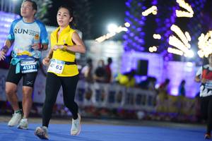 BIB: 202, 41381
                            <button type="button" onclick="openModal(14136494)" class="btn btn-primary btn-sm float-right btn-popup" data-toggle="modal" data-target=".modal-high-quality">
                        <i class="fas fa-shopping-cart"></i> Add to Cart
                    </button>
                                            <button type="button" onclick="isThisMe(14136494, true)" class="btn btn-success btn-sm float-right btn-popup btn-isme hidden" data-toggle="tooltip" data-placement="bottom" title="นี่คือรูปของคุณใช่ไหม คลิกที่นี่เพื่อเอาเข้าอัลบั้ม">
                        <i class="fas fa-plus"></i> Add to album
                    </button>
                    <button type="button" onclick="isThisMe(14136494, false)" class="btn btn-warning btn-sm float-right btn-popup btn-isnotme hidden">
                        <i class="fas fa-ban"></i> Remove from album
                    </button>