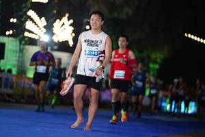 BIB: 5140
                            <button type="button" onclick="openModal(14185222)" class="btn btn-primary btn-sm float-right btn-popup" data-toggle="modal" data-target=".modal-high-quality">
                        <i class="fas fa-shopping-cart"></i> Add to Cart
                    </button>
                                            <button type="button" onclick="isThisMe(14185222, true)" class="btn btn-success btn-sm float-right btn-popup btn-isme hidden" data-toggle="tooltip" data-placement="bottom" title="นี่คือรูปของคุณใช่ไหม คลิกที่นี่เพื่อเอาเข้าอัลบั้ม">
                        <i class="fas fa-plus"></i> Add to album
                    </button>
                    <button type="button" onclick="isThisMe(14185222, false)" class="btn btn-warning btn-sm float-right btn-popup btn-isnotme hidden">
                        <i class="fas fa-ban"></i> Remove from album
                    </button>