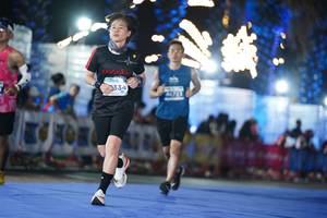 BIB: 334, 44723
                            <button type="button" onclick="openModal(14150584)" class="btn btn-primary btn-sm float-right btn-popup" data-toggle="modal" data-target=".modal-high-quality">
                        <i class="fas fa-shopping-cart"></i> Add to Cart
                    </button>
                                            <button type="button" onclick="isThisMe(14150584, true)" class="btn btn-success btn-sm float-right btn-popup btn-isme hidden" data-toggle="tooltip" data-placement="bottom" title="นี่คือรูปของคุณใช่ไหม คลิกที่นี่เพื่อเอาเข้าอัลบั้ม">
                        <i class="fas fa-plus"></i> Add to album
                    </button>
                    <button type="button" onclick="isThisMe(14150584, false)" class="btn btn-warning btn-sm float-right btn-popup btn-isnotme hidden">
                        <i class="fas fa-ban"></i> Remove from album
                    </button>