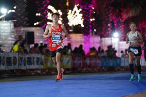 BIB: 42290, 2954
                            <button type="button" onclick="openModal(14103568)" class="btn btn-primary btn-sm float-right btn-popup" data-toggle="modal" data-target=".modal-high-quality">
                        <i class="fas fa-shopping-cart"></i> Add to Cart
                    </button>
                                            <button type="button" onclick="isThisMe(14103568, true)" class="btn btn-success btn-sm float-right btn-popup btn-isme hidden" data-toggle="tooltip" data-placement="bottom" title="นี่คือรูปของคุณใช่ไหม คลิกที่นี่เพื่อเอาเข้าอัลบั้ม">
                        <i class="fas fa-plus"></i> Add to album
                    </button>
                    <button type="button" onclick="isThisMe(14103568, false)" class="btn btn-warning btn-sm float-right btn-popup btn-isnotme hidden">
                        <i class="fas fa-ban"></i> Remove from album
                    </button>