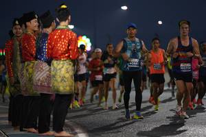 BIB: 40661, 40706
                            <button type="button" onclick="openModal(13850127)" class="btn btn-primary btn-sm float-right btn-popup" data-toggle="modal" data-target=".modal-high-quality">
                        <i class="fas fa-shopping-cart"></i> Add to Cart
                    </button>
                                            <button type="button" onclick="isThisMe(13850127, true)" class="btn btn-success btn-sm float-right btn-popup btn-isme hidden" data-toggle="tooltip" data-placement="bottom" title="นี่คือรูปของคุณใช่ไหม คลิกที่นี่เพื่อเอาเข้าอัลบั้ม">
                        <i class="fas fa-plus"></i> Add to album
                    </button>
                    <button type="button" onclick="isThisMe(13850127, false)" class="btn btn-warning btn-sm float-right btn-popup btn-isnotme hidden">
                        <i class="fas fa-ban"></i> Remove from album
                    </button>