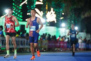 BIB: 1098, 40514
                            <button type="button" onclick="openModal(14094231)" class="btn btn-primary btn-sm float-right btn-popup" data-toggle="modal" data-target=".modal-high-quality">
                        <i class="fas fa-shopping-cart"></i> Add to Cart
                    </button>
                                            <button type="button" onclick="isThisMe(14094231, true)" class="btn btn-success btn-sm float-right btn-popup btn-isme hidden" data-toggle="tooltip" data-placement="bottom" title="นี่คือรูปของคุณใช่ไหม คลิกที่นี่เพื่อเอาเข้าอัลบั้ม">
                        <i class="fas fa-plus"></i> Add to album
                    </button>
                    <button type="button" onclick="isThisMe(14094231, false)" class="btn btn-warning btn-sm float-right btn-popup btn-isnotme hidden">
                        <i class="fas fa-ban"></i> Remove from album
                    </button>