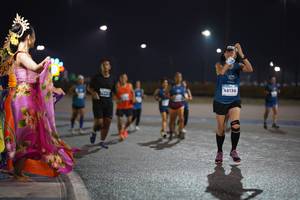 BIB: 48136
                            <button type="button" onclick="openModal(13898295)" class="btn btn-primary btn-sm float-right btn-popup" data-toggle="modal" data-target=".modal-high-quality">
                        <i class="fas fa-shopping-cart"></i> Add to Cart
                    </button>
                                            <button type="button" onclick="isThisMe(13898295, true)" class="btn btn-success btn-sm float-right btn-popup btn-isme hidden" data-toggle="tooltip" data-placement="bottom" title="นี่คือรูปของคุณใช่ไหม คลิกที่นี่เพื่อเอาเข้าอัลบั้ม">
                        <i class="fas fa-plus"></i> Add to album
                    </button>
                    <button type="button" onclick="isThisMe(13898295, false)" class="btn btn-warning btn-sm float-right btn-popup btn-isnotme hidden">
                        <i class="fas fa-ban"></i> Remove from album
                    </button>