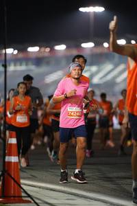 BIB: 74240, 2009
                            <button type="button" onclick="openModal(13911267)" class="btn btn-primary btn-sm float-right btn-popup" data-toggle="modal" data-target=".modal-high-quality">
                        <i class="fas fa-shopping-cart"></i> Add to Cart
                    </button>
                                            <button type="button" onclick="isThisMe(13911267, true)" class="btn btn-success btn-sm float-right btn-popup btn-isme hidden" data-toggle="tooltip" data-placement="bottom" title="นี่คือรูปของคุณใช่ไหม คลิกที่นี่เพื่อเอาเข้าอัลบั้ม">
                        <i class="fas fa-plus"></i> Add to album
                    </button>
                    <button type="button" onclick="isThisMe(13911267, false)" class="btn btn-warning btn-sm float-right btn-popup btn-isnotme hidden">
                        <i class="fas fa-ban"></i> Remove from album
                    </button>